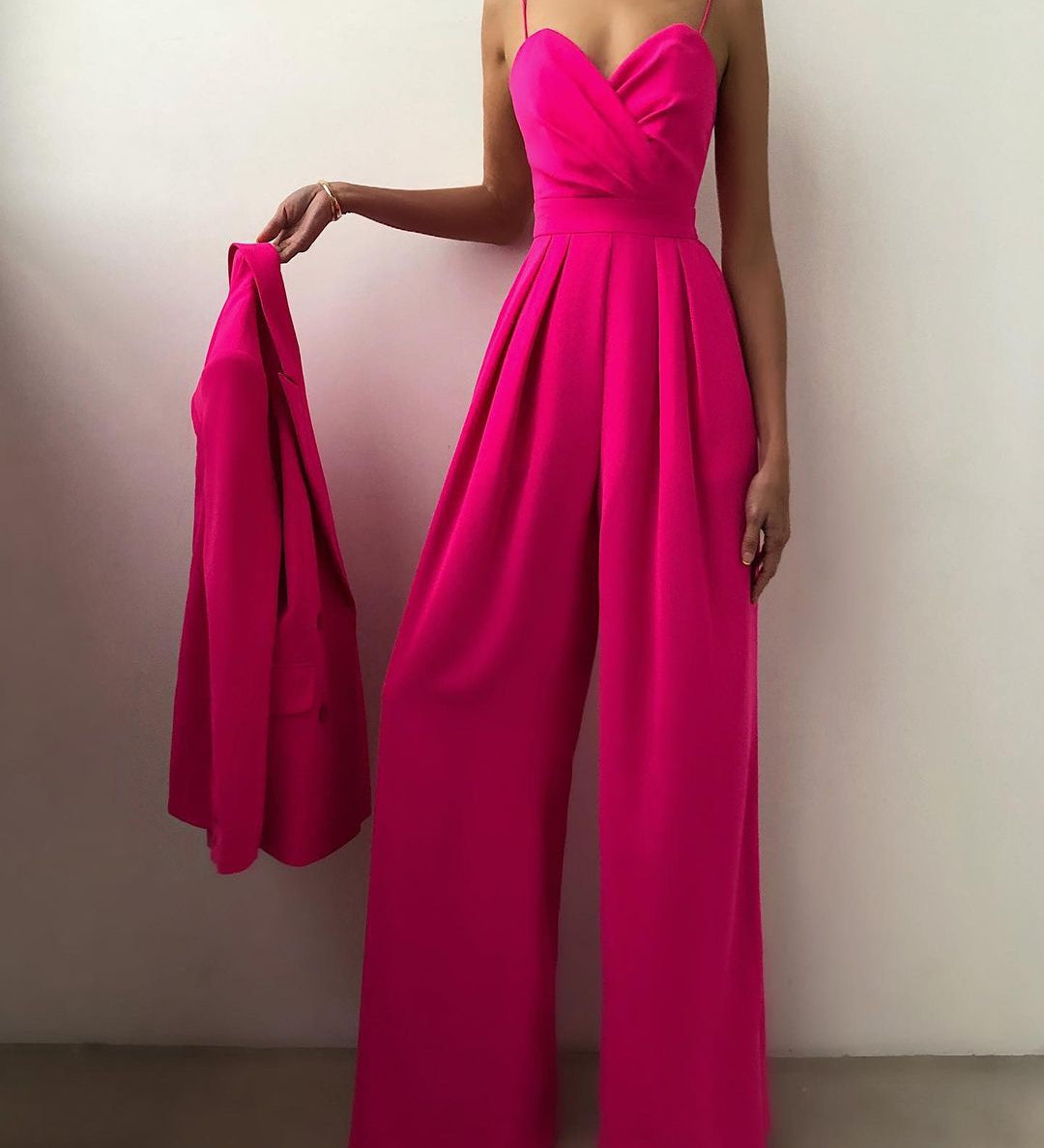 Imani - Elegantní overal se špagetovými ramínky a širokými nohavicemi