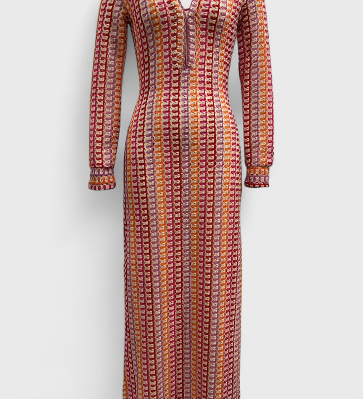 Crisanta - Dlouhé šaty s potiskem vícebarevných vln a dlouhými rukávy